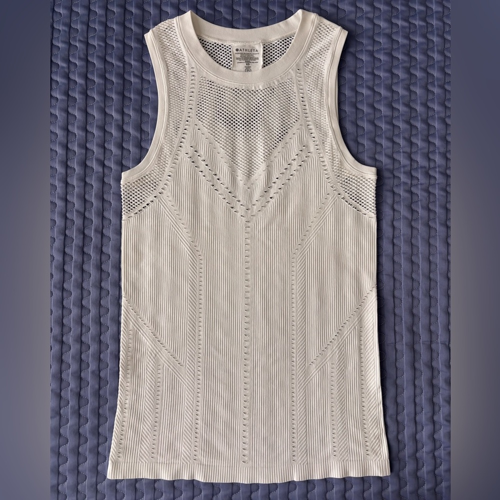 Athleta top